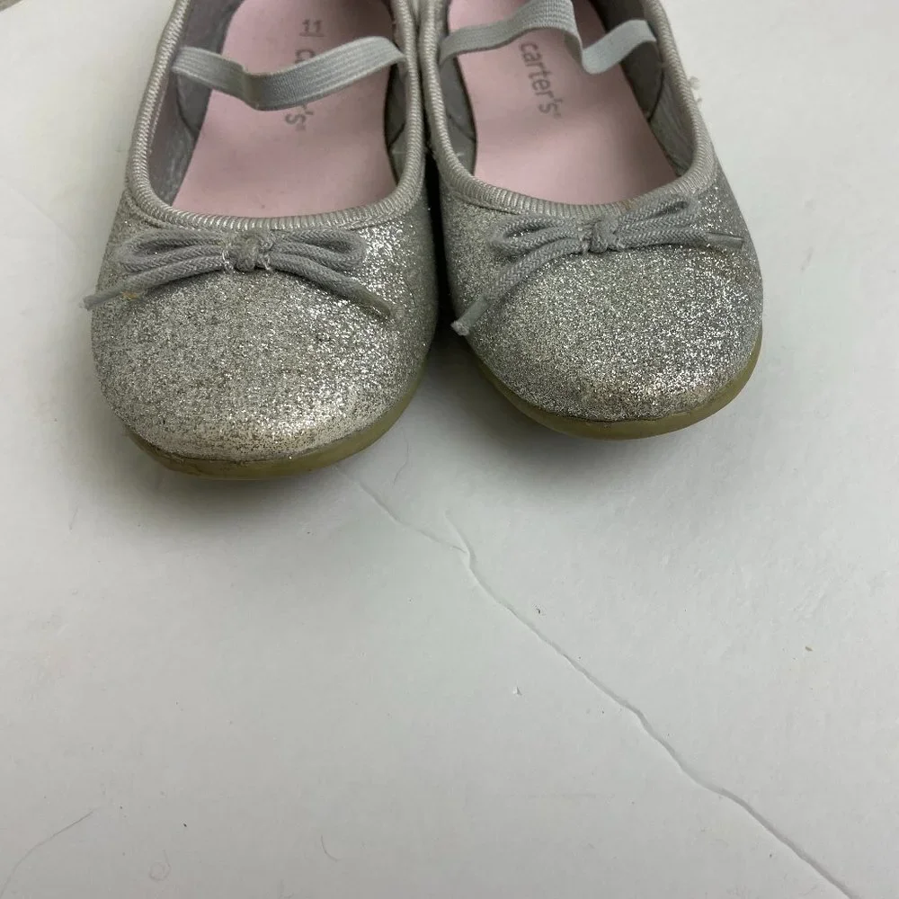 Carter's Girls Shoes Silver Shiny Flat Sz 11 Like New